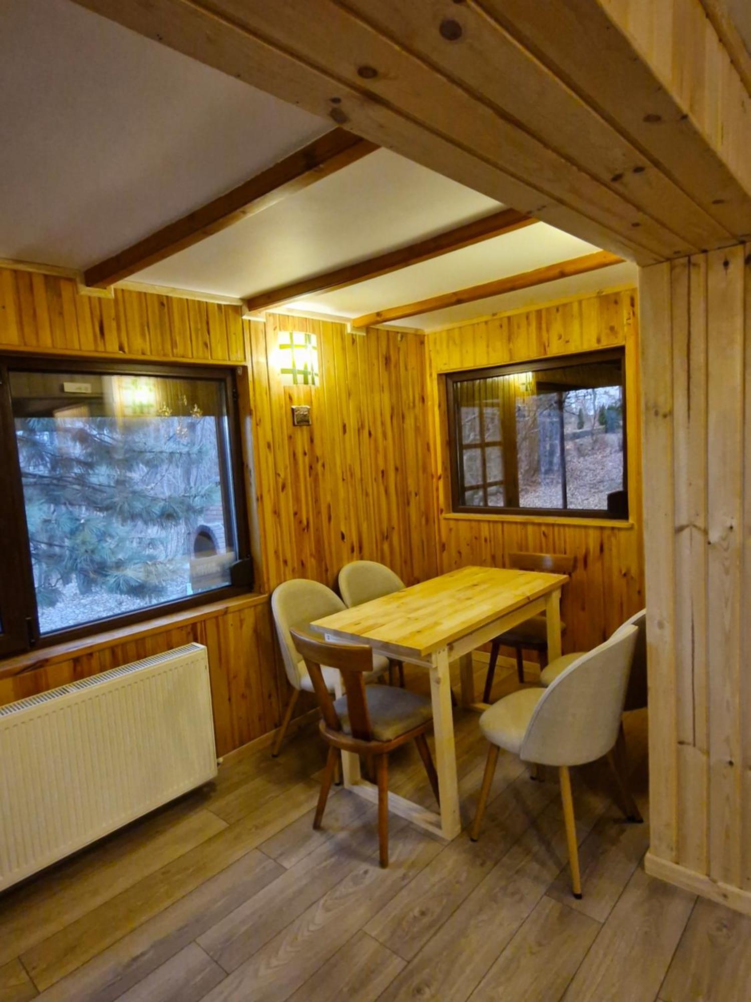 Cabana Din Padurea Valeni Валеній-де-Мунте Екстер'єр фото